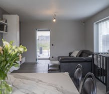 Recente halfopen bebouwing (2022) in kindvriendelijke buurt te Heule