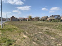 Bouwgrond voor open of halfopen bebouwing te koop in Watou