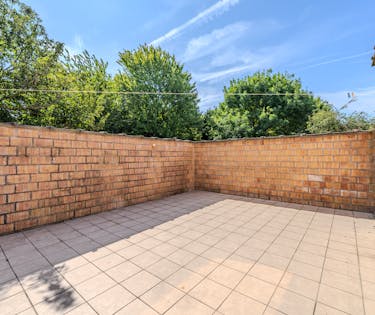 Gelijkvloers appartement met 3 slaapkamers en zonneterras