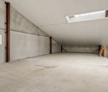 KMO-unit van 488 m² te huur in Kuurne