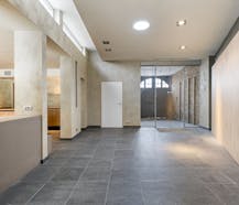 Karaktervol gerenoveerd pand te huur in centrum Ardooie