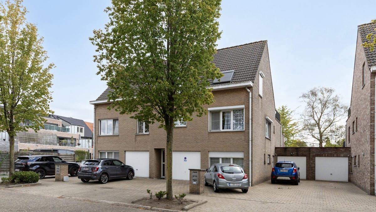 Tof & gerenoveerd dakappartement in centrum Gooreind!