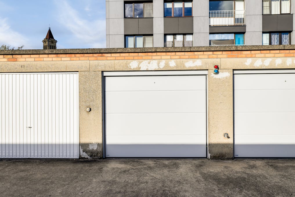 Centraal gelegen garagebox te koop in Roeselare