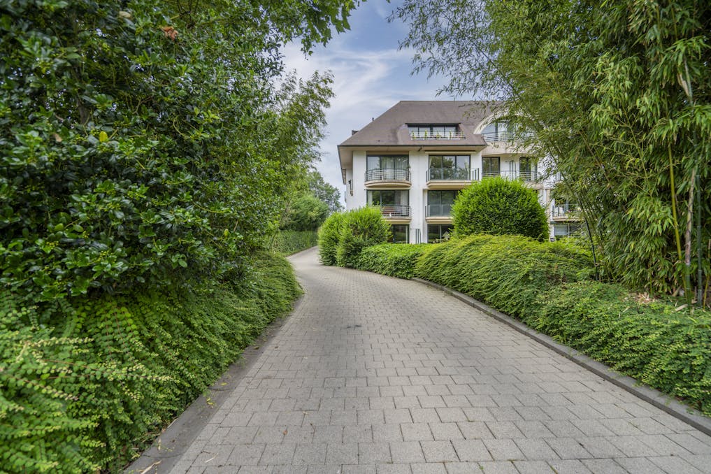 Ruim en lichtrijk appartement te koop nabij centrum Kortrijk