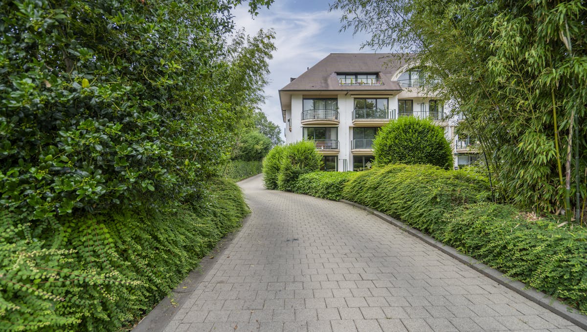 Ruim en lichtrijk appartement te koop nabij centrum Kortrijk