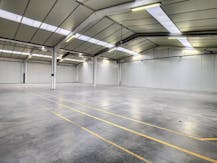 Magazijn te huur van ca. 1.260m² in Kuurne