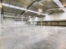  Magazijn met mezzanine te huur van ca. 1.260 m² in Kuurne