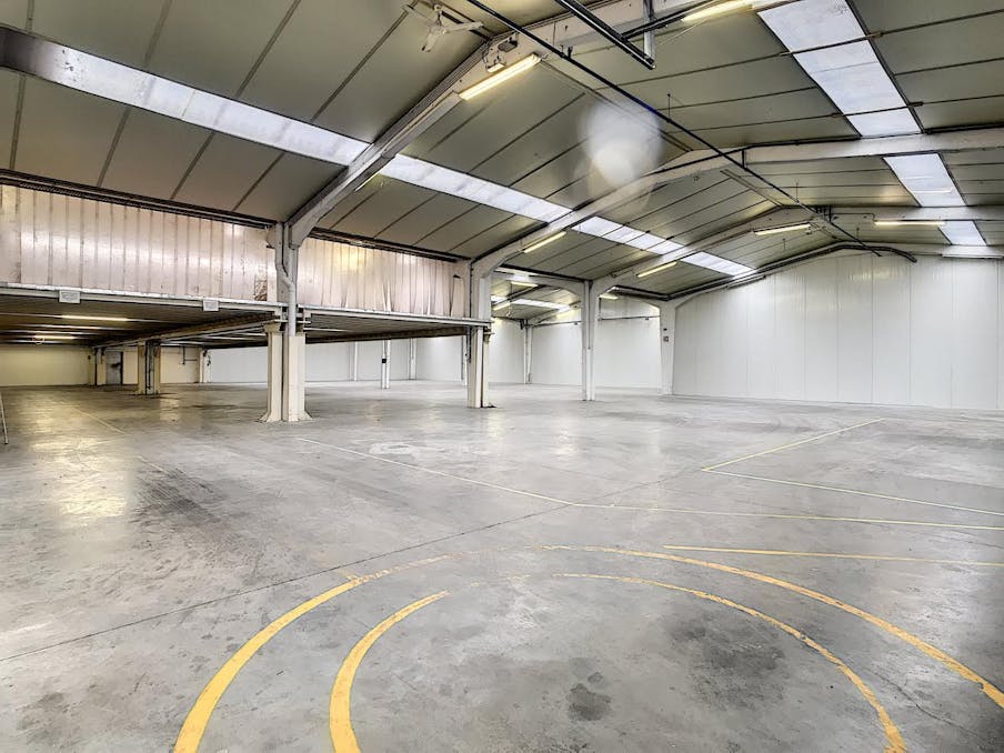 Magazijn te huur van ca. 1.260m² in Kuurne