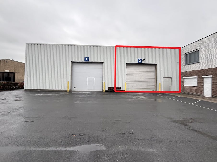  Magazijn met mezzanine te huur van ca. 1.260 m² in Kuurne