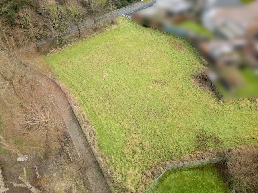 Rustig gelegen bouwgrond (1058 m²) te koop te Gullegem