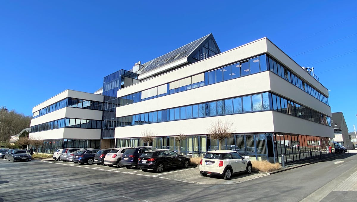 Kantoor (600 m²) in Sluispark te Merelbeke