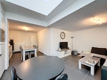 Gelijkvloers appartement met 2 kamers en koer in Poperinge