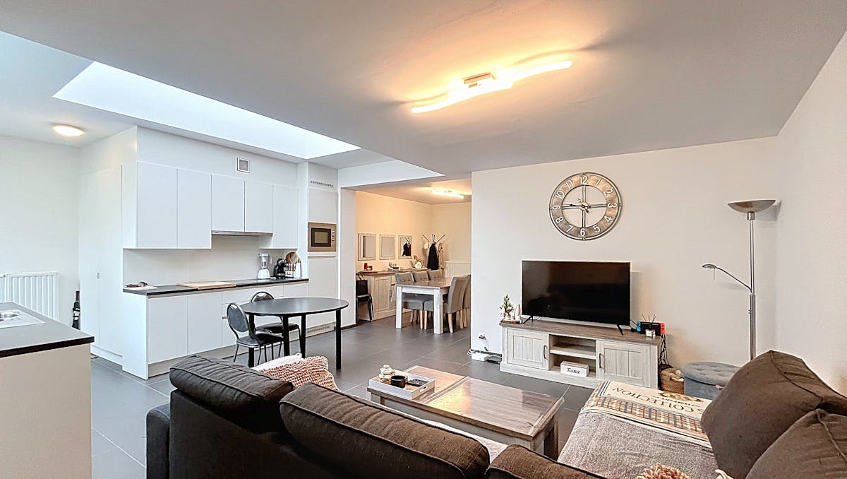 Gelijkvloers appartement met 2 kamers en koer in Poperinge