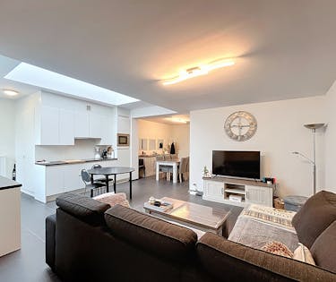 Gelijkvloers appartement met 2 kamers en koer in Poperinge