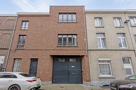 Kantoor met woning te koop Gent