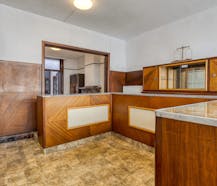 Handelshuis met achterhuis te koop in Antwerpen centrum