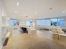 Moderne showroom te koop Strombeek-Bever