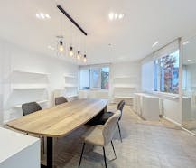 Moderne showroom te koop Strombeek-Bever