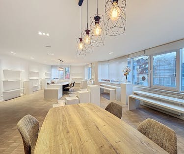 Moderne showroom te koop Strombeek-Bever