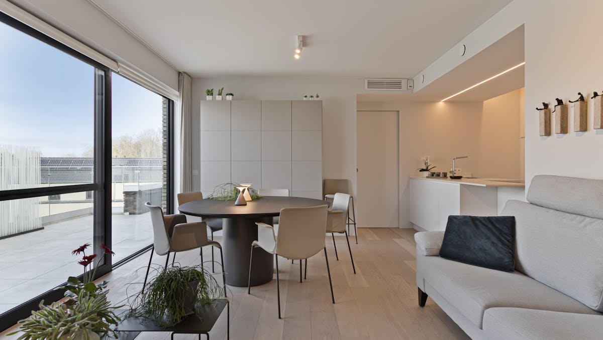 Modern appartement met royaal terras te koop in Roeselare