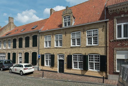 Herenhuis verkocht Veurne