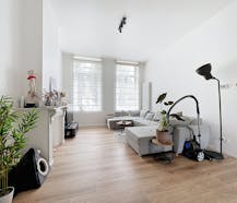Instapklaar appartement met 2 slaapkamers en terras te Gent