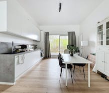 Instapklaar appartement met 2 slaapkamers en terras te Gent