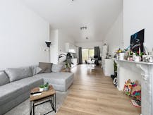 Instapklaar appartement met 2 slaapkamers en terras te Gent