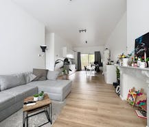 Instapklaar appartement met 2 slaapkamers en terras te Gent