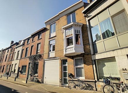 Ruime woning met 4 slaapkamers te huur in Gent