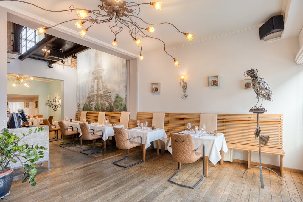 Handelshuis te koop op toplocatie in het centrum van Strombeek-Bever