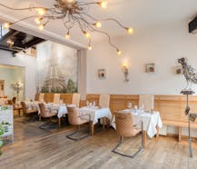 Handelshuis te koop op toplocatie in het centrum van Strombeek-Bever