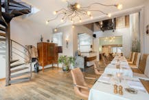 Handelshuis te koop op toplocatie in het centrum van Strombeek-Bever