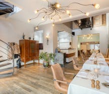 Handelshuis te koop op toplocatie in het centrum van Strombeek-Bever