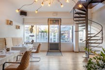 Handelshuis te koop op toplocatie in het centrum van Strombeek-Bever