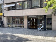 Rez-de-chaussée commercial dans l'Ooststraat à Roeselare