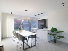 Halfopen nieuwbouwwoning met 4  kamers en tuin in Brielen