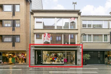 Propriété commerciale louée dans un emplacement privilégié à vendre à Blankenberge