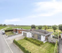 Gelijvloerse villa te koop in Vlamertinge met drie kamers