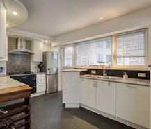 Uitzonderlijk groot duplex appartement te koop in Deurne!