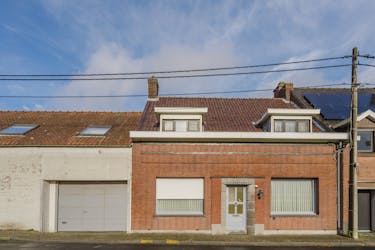 Te renoveren gezinswoning te koop Aalbeke/Kortrijk