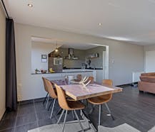 Appartement met groot terras te koop in Maasmechelen