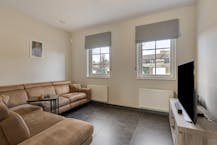 Verzorgde en rustig gelegen gezinswoning in pastorijstijl