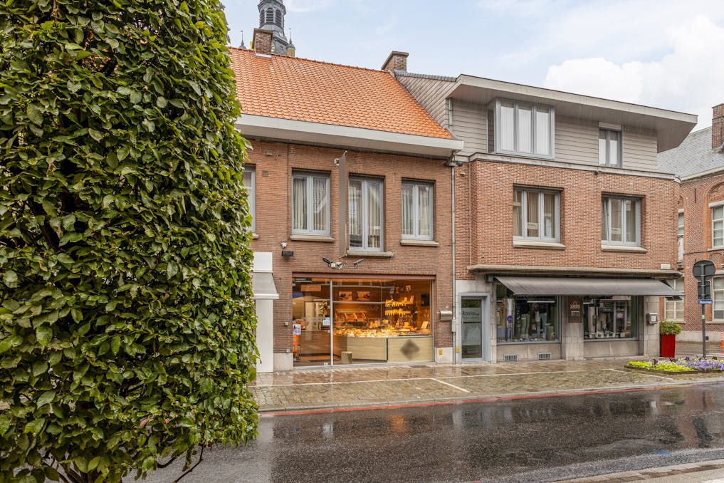 Handelspand te huur in de Manestraat te Roeselare