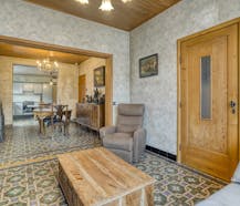 halfopen huis te koop in Kortrijk met atelier of opslagruimte
