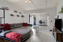 Huis met 4 slaapkamers, garage en zonnige tuin in Landegem