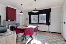 Huis met 4 slaapkamers, garage en zonnige tuin in Landegem