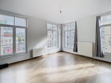Sint-Katelijneplein - Lichtrijk 1-slaapkamer hoekappartement