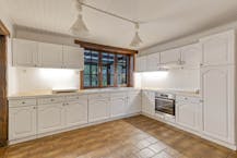 Spacious, move-in ready house for sale in Pajottegem