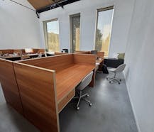 Gedeelde kantoorruimte voor 1 tot 3 personen te huur in Cotton Park